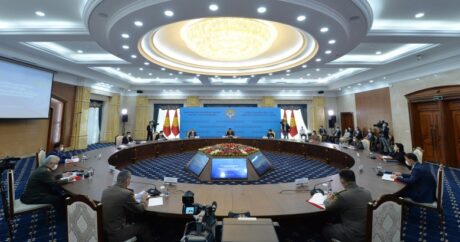 Kırgızistan Cumhurbaşkanı Ceenbekov başkanlığında Devlet Güvenlik Konseyi toplandı