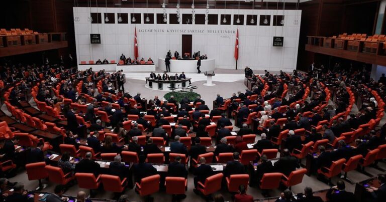Tezkere Meclis’ten geçti: Türk askeri Azerbaycan’a geliyor