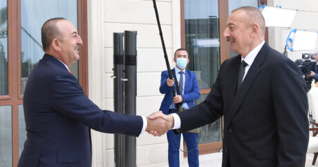 İlham Aliyev Mevlüt Çavuşoğlu ile görüştü