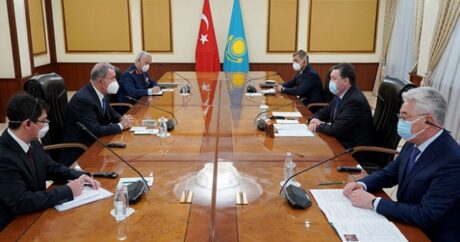 Bakan Akar, Kazakistan Başbakanı Mamin ile görüştü