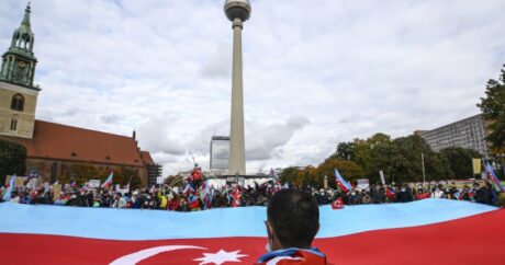 Almanya’da Azerbaycan’a destek gösterisi düzenlendi
