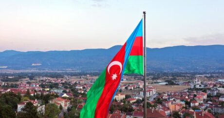 Bolu’da Azerbaycan’a dev bayrakla destek
