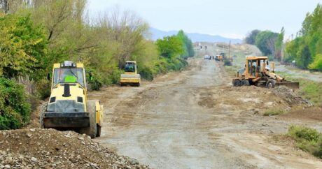 Azerbaycan’da işgalden kurtarılan Sugovuşan ve Talış köylerine yeni yol yapılıyor