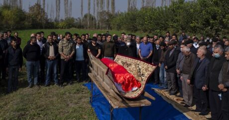 Ermenistan’ın saldırısında ölen Azerbaycanlı 21 sivil son yolculuğuna uğurlandı