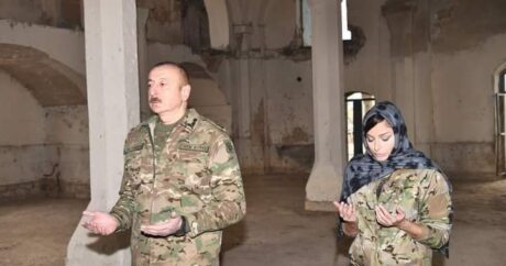 İlham Aliyev ve Mihriban Aliyeva, Ağdam Camii’nde dua etti – İNCE DETAY