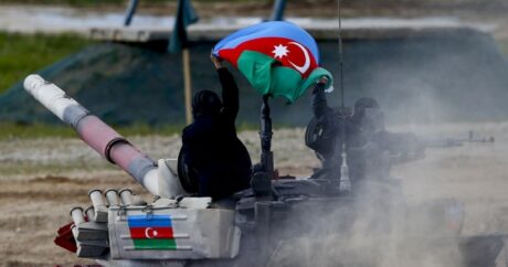 Azerbaycan zaferin üçüncü yıl dönümünü kutluyor