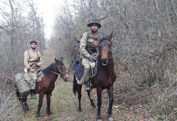 İşte Şuşa`da ilk ezanı okuyan Azerbaycan askeri!