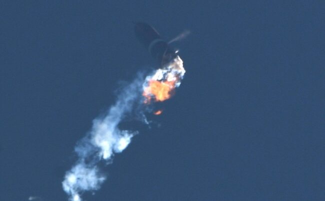 SpaceX’in roketi Starship SN9, yere çakıldı