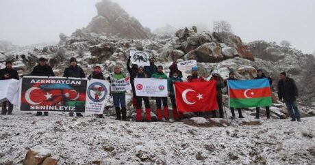 Türk dağcılar Hocalı şehitleri için tırmandı