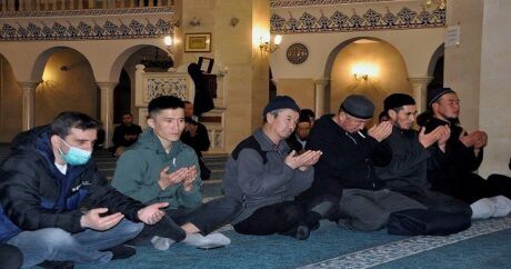 Kırgızistan’da Berat Kandili dualarla idrak edildi