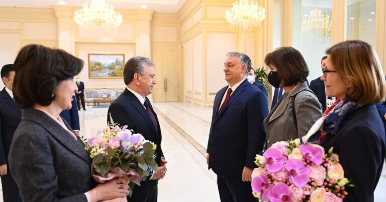 Macaristan Başbakanı Orban Özbekistan`da