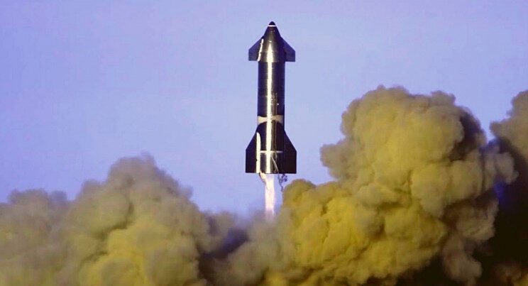 SpaceX’in Mars projesi Starship, deneme uçuşu sonrasında patladı