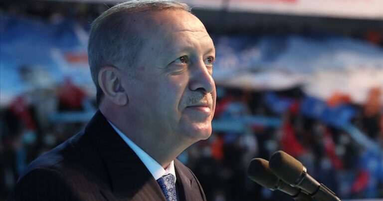 Cumhurbaşkanı Erdoğan’dan kongre öncesi ilk mesajlar