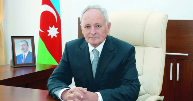 Azerbaycan Sağlık Bakanı görevden alındı