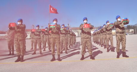 Azerbaycanlı askerler Isparta’daki komando eğitimini başarıyla tamamladı