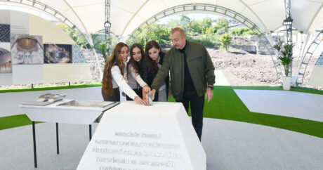 İlham Aliyev Şuşa’da yeni caminin temelini attı