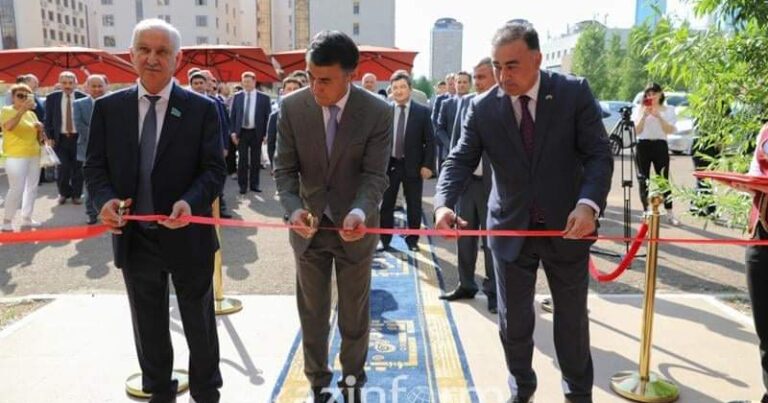 Kazakistan’da Azerbaycan Ticaret Evi açıldı