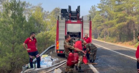 Azerbaycan Türkiye’ye 53 itfaiye aracı gönderdi