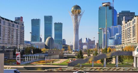 Kazakistan Parlamentosu, başkentin isminin yeniden Astana olmasını kabul etti