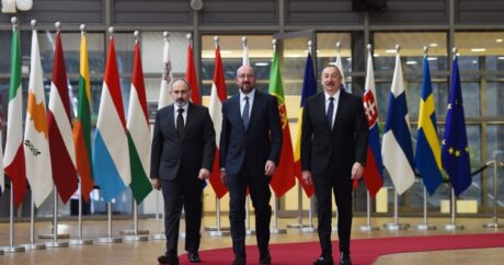 Aliyev’le Paşinyan bir araya geldi – 5 saatlik görüşmenin ardından ilk açıklama
