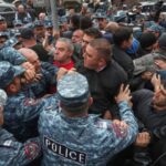 Ermenistan’daki hükümet karşıtı gösterilerde 169 kişi daha gözaltına alındı