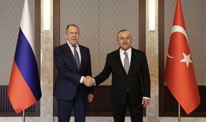 Bakan Çavuşoğlu Lavrov ile ‘tahıl koridoru’nu görüştü