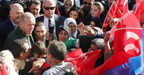 Cumhurbaşkanı Erdoğan Diyarbakır anneleriyle bir araya geldi