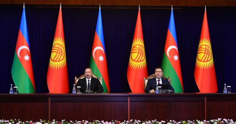 Aliyev Kırgızistan’da: Önemli anlaşmalar imzalandı
