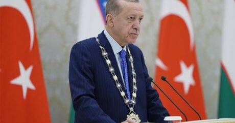Erdoğan’a Özbekistan’da Yüksek Düzeyli İmam Buhari Nişanı takdim edildi