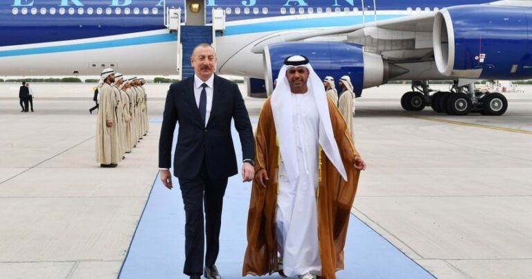 Cumhurbaşkanı Aliyev BAE’ye gitti