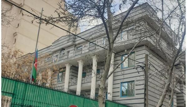 Azerbaycan’ın İran Büyükelçiliğine saldıran kişi tutuklandı