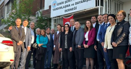 Azerbaycan temsilci heyeti İzmir’de – “Gün birlik günüdür”