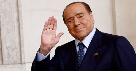 İtalya’nın eski başbakanı Silvio Berlusconi hayatını kaybetti