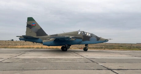 Azerbaycan savaş uçakları eğitim uçuşları gerçekleştirdi