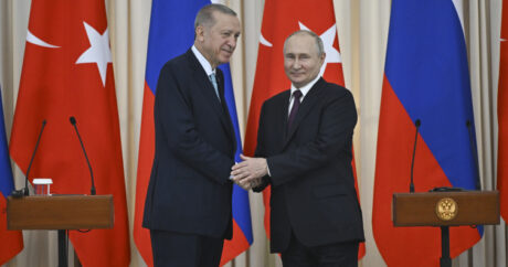 Erdoğan ile Putin Soçi’de bir araya geldi
