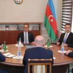 Azerbaycanlı yetkililer, Ermeni temsilcilerle görüştü