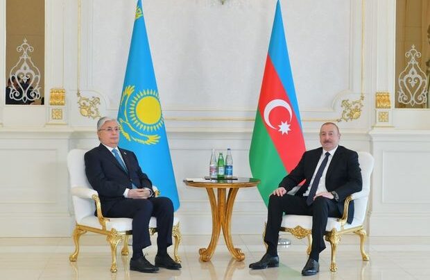 Aliyev ve Tokayev Bakü`de bir araya geldi