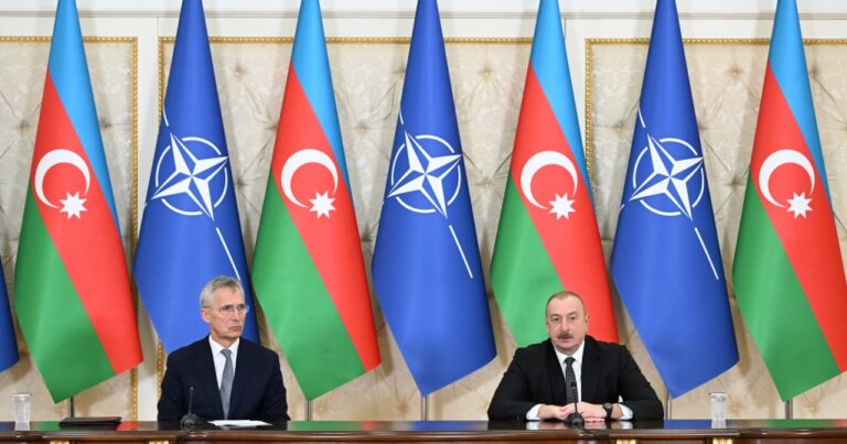 NATO Genel Sekreteri Stoltenberg, Azerbaycan’da Cumhurbaşkanı Aliyev’le görüştü