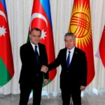 Azerbaycan ve Kırgızistan Dışişleri Bakanları Bişkek`te bir araya geldi
