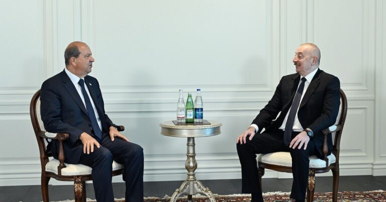 Cumhurbaşkanı Aliyev ile KKTC Cumhurbaşkanı Tatar bir araya geldi
