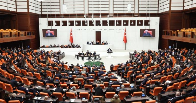 TBMM Genel Kurulu’nun 180 saatlik bütçe mesaisi sona erdi